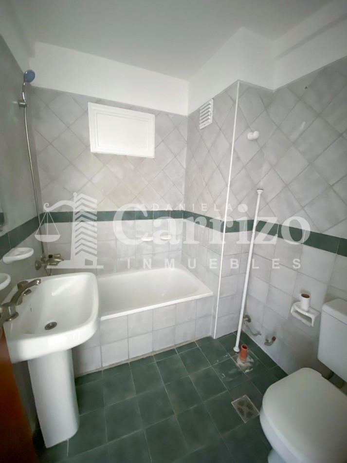 INCREIBLE DEPARTAMENTO EN CASTELAR PARA ALQUILER 