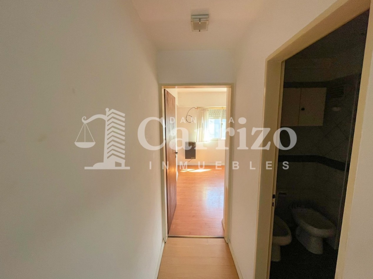 DEPARTAMENTO EN VENTA EN EL CENTRO DE CASTELAR