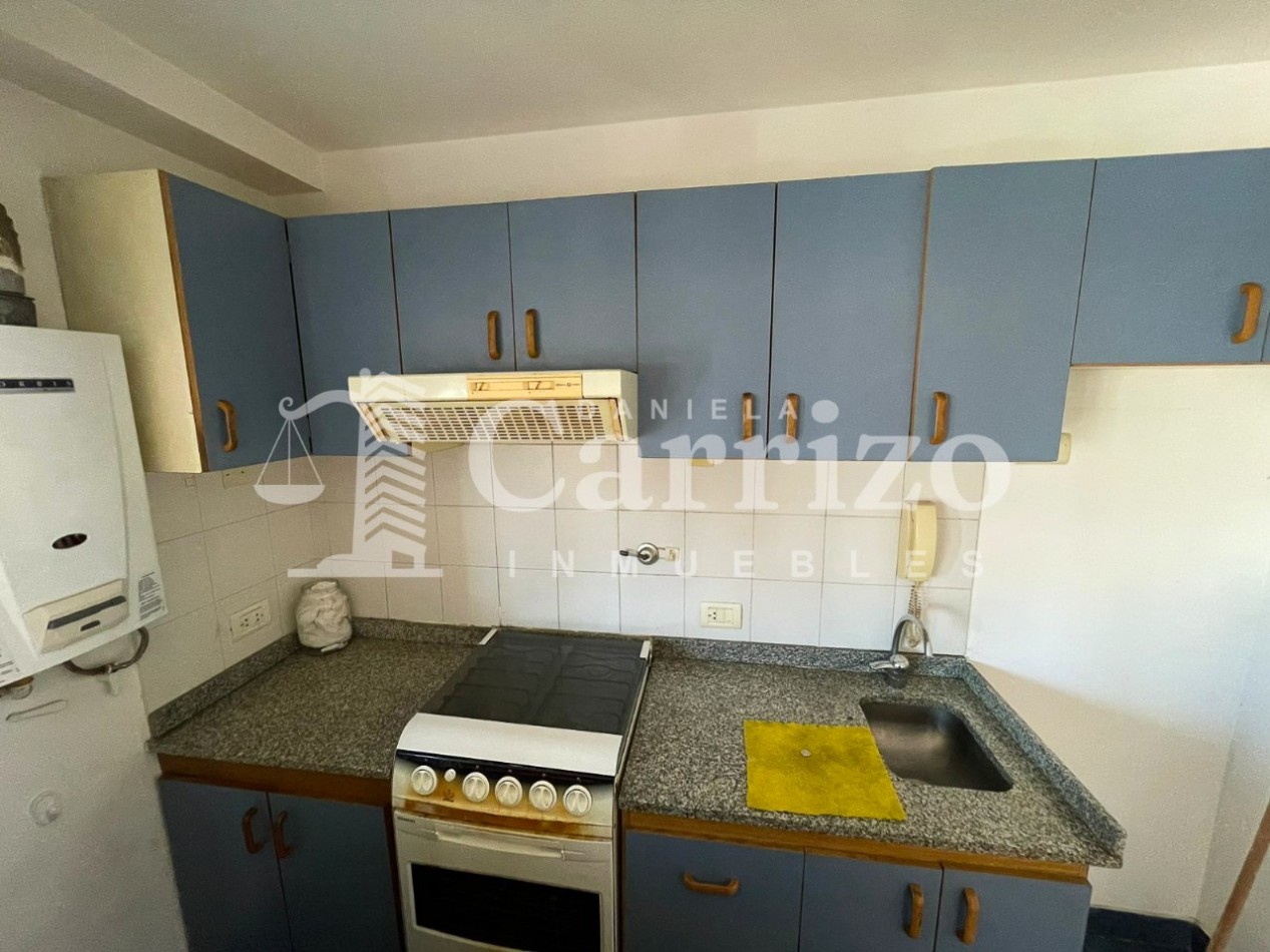 DEPARTAMENTO EN VENTA EN EL CENTRO DE CASTELAR