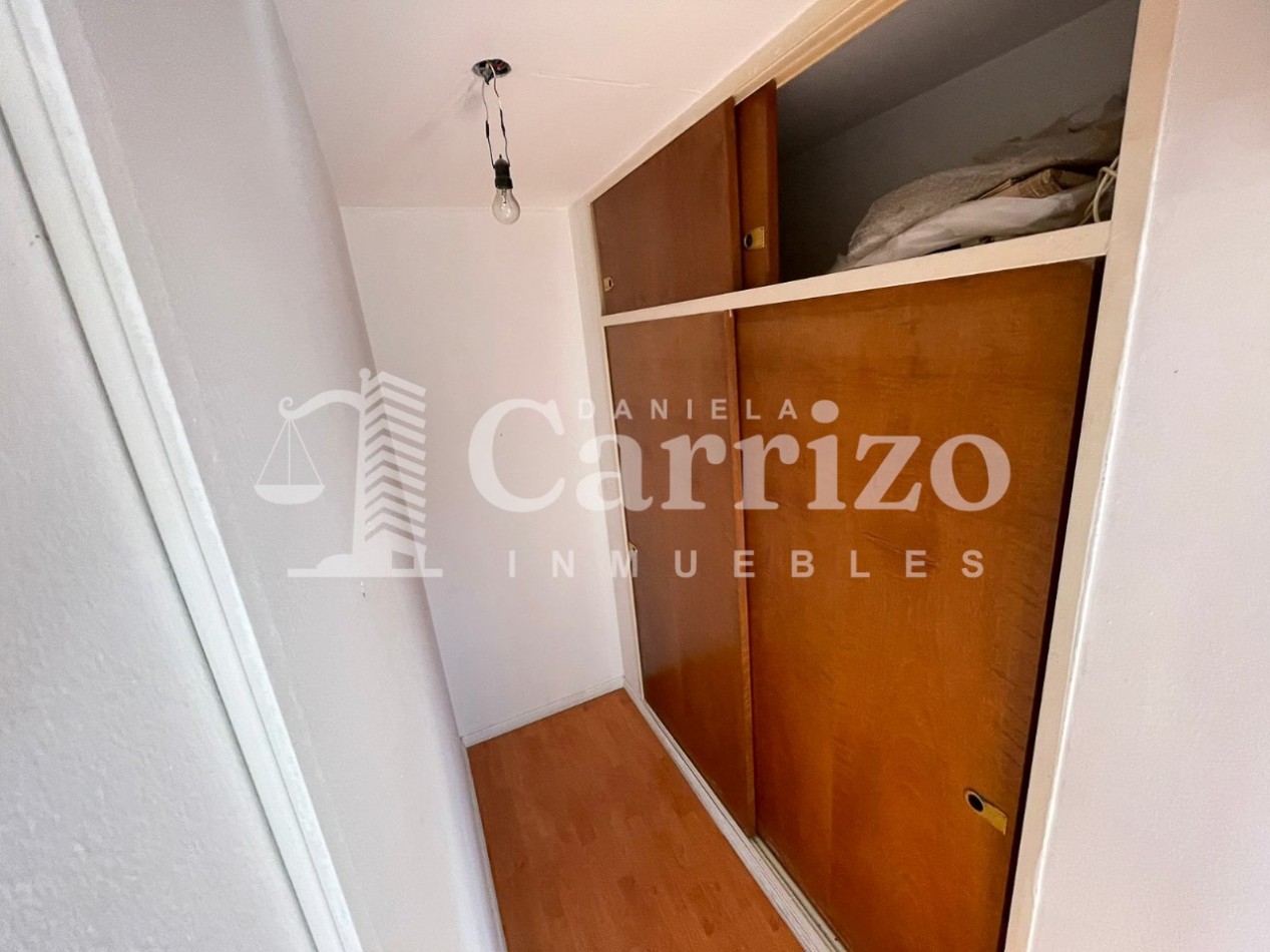 DEPARTAMENTO EN VENTA EN EL CENTRO DE CASTELAR
