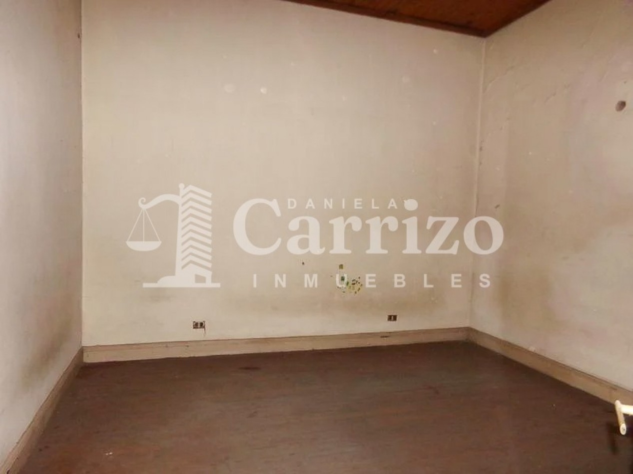 LOCAL COMERCIAL CON VIVIENDA EN AVENIDA ENTRE RIOS AL 1500, BALVANERA, CABA. 