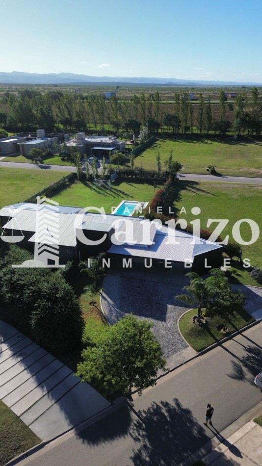 CASA EN VENTA EN BARRIO SIETE SOLES. CORDOBA