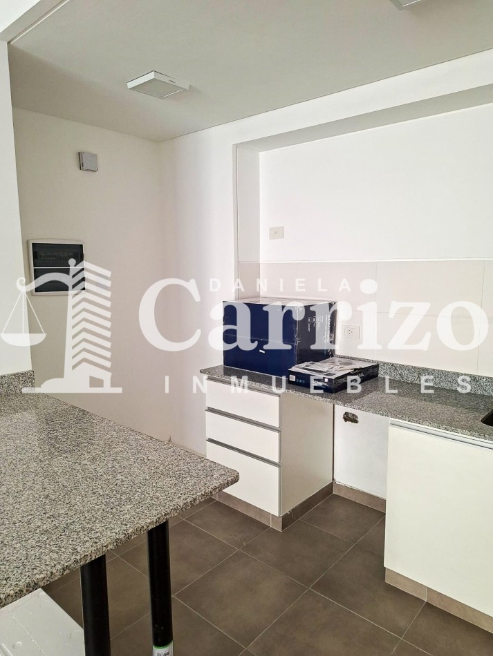 🌟 ¡ALQUILER DE DEPARTAMENTO DE DOS AMBIENTES EN BARRACAS! 🌟